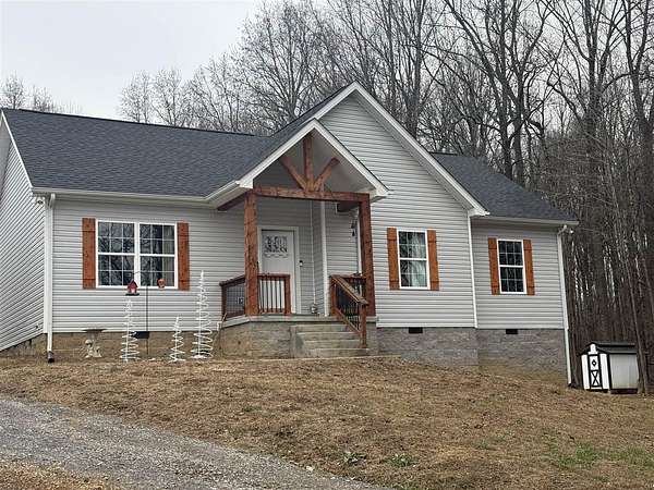 1.72 Acres of Residential Land with Home for Sale in Scottsville, Kentucky