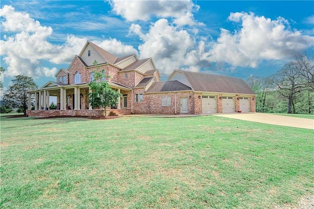 2 Acres of Residential Land with Home for Sale in Fayetteville, Arkansas