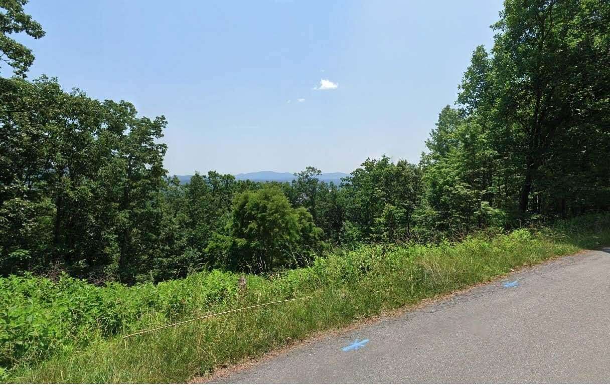 1 Acre of Residential Land for Sale in Roanoke, Virginia