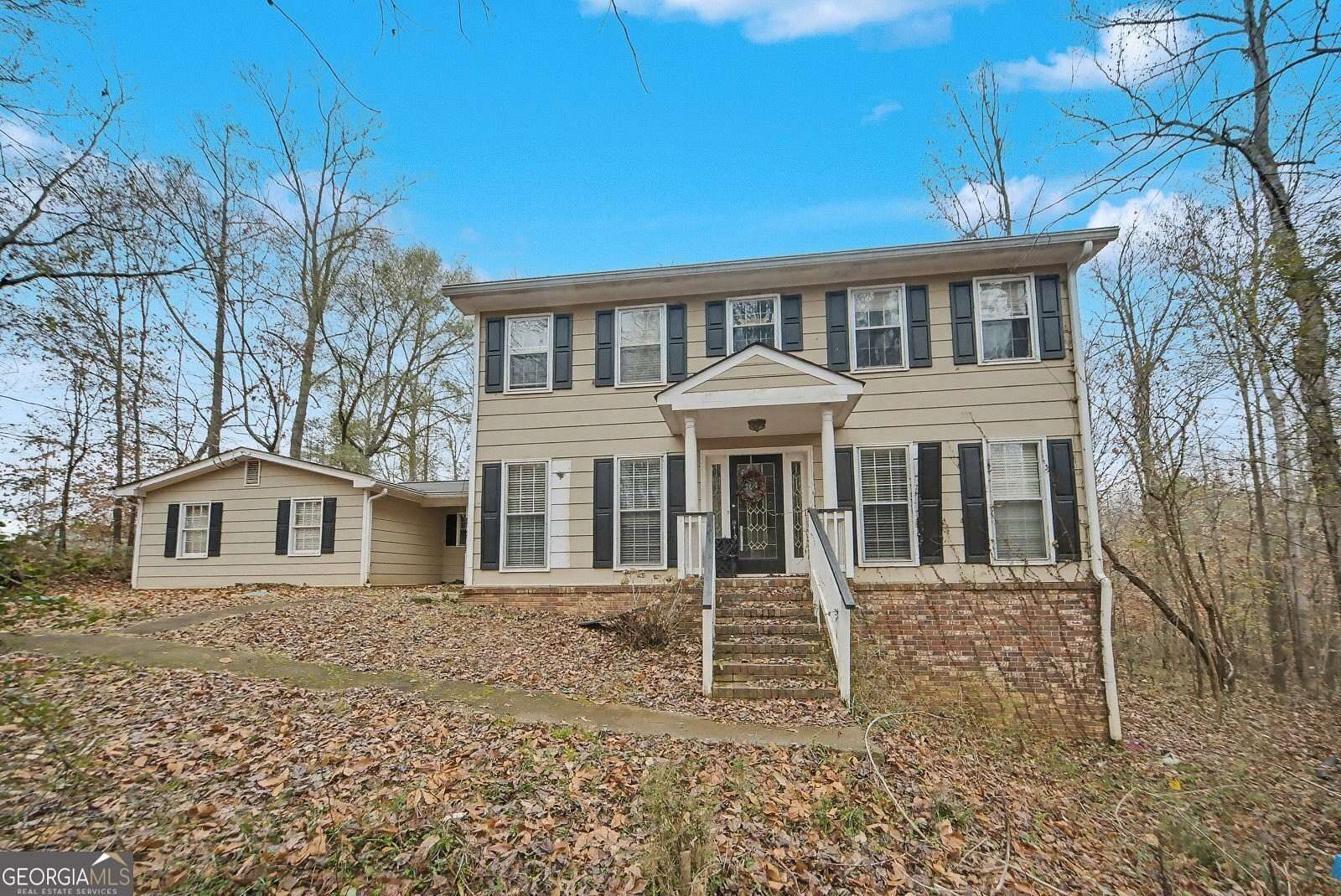 2.4 Acres of Residential Land with Home for Sale in Alpharetta, Georgia