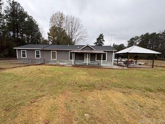 2 Acres of Residential Land with Home for Sale in Hope, Arkansas