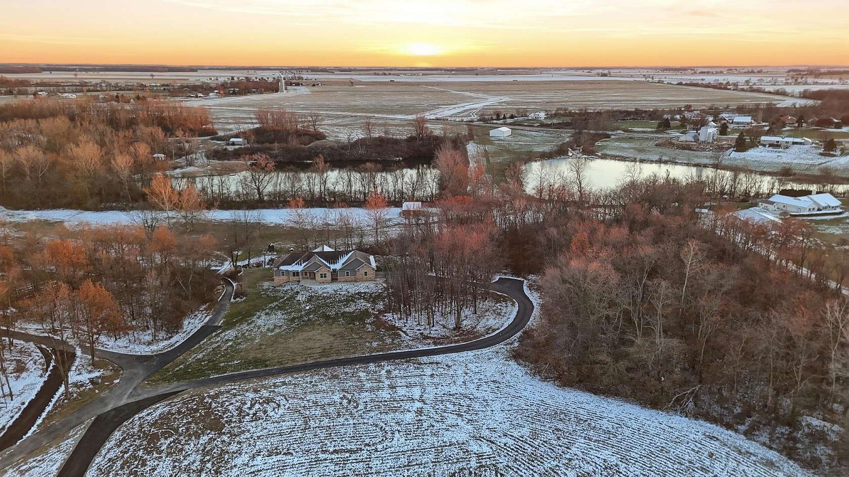 25 Acres of Recreational Land with Home for Sale in London, Ohio