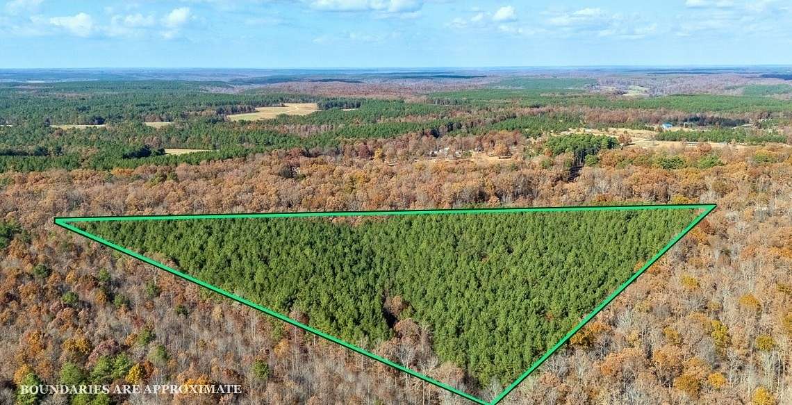 15 Acres of Mixed-Use Land for Sale in Lawrenceburg, Tennessee