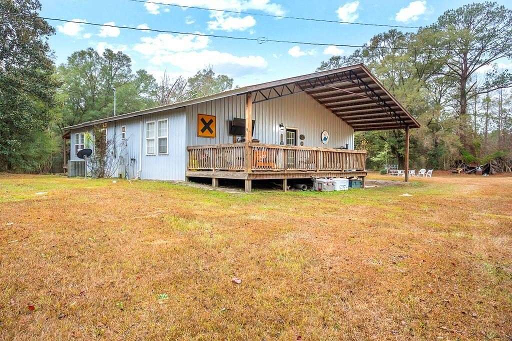 12 Acres of Recreational Land with Home for Sale in Fort Gaines, Georgia