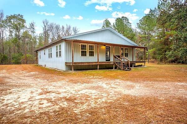 12 Acres of Recreational Land with Home for Sale in Fort Gaines, Georgia