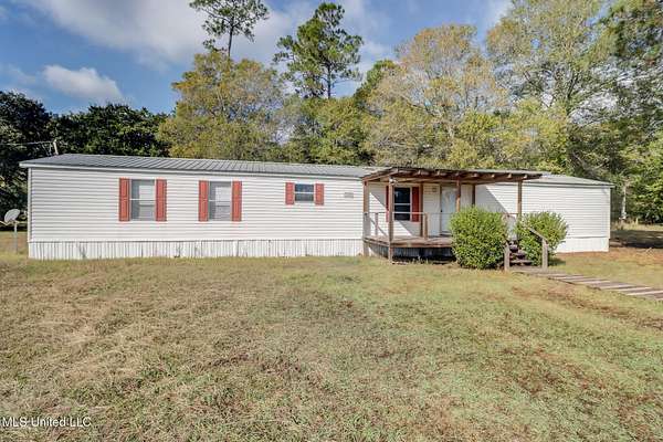 10.2 Acres of Land with Home for Lease in Moss Point, Mississippi