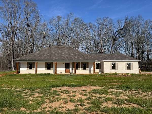 2 Acres of Land with Home for Sale in Pontotoc, Mississippi
