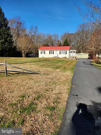 2 Acres of Residential Land with Home for Sale in Clayton, Delaware