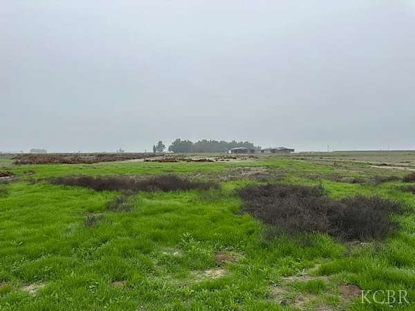 2.5 Acres of Residential Land for Sale in Lemoore, California
