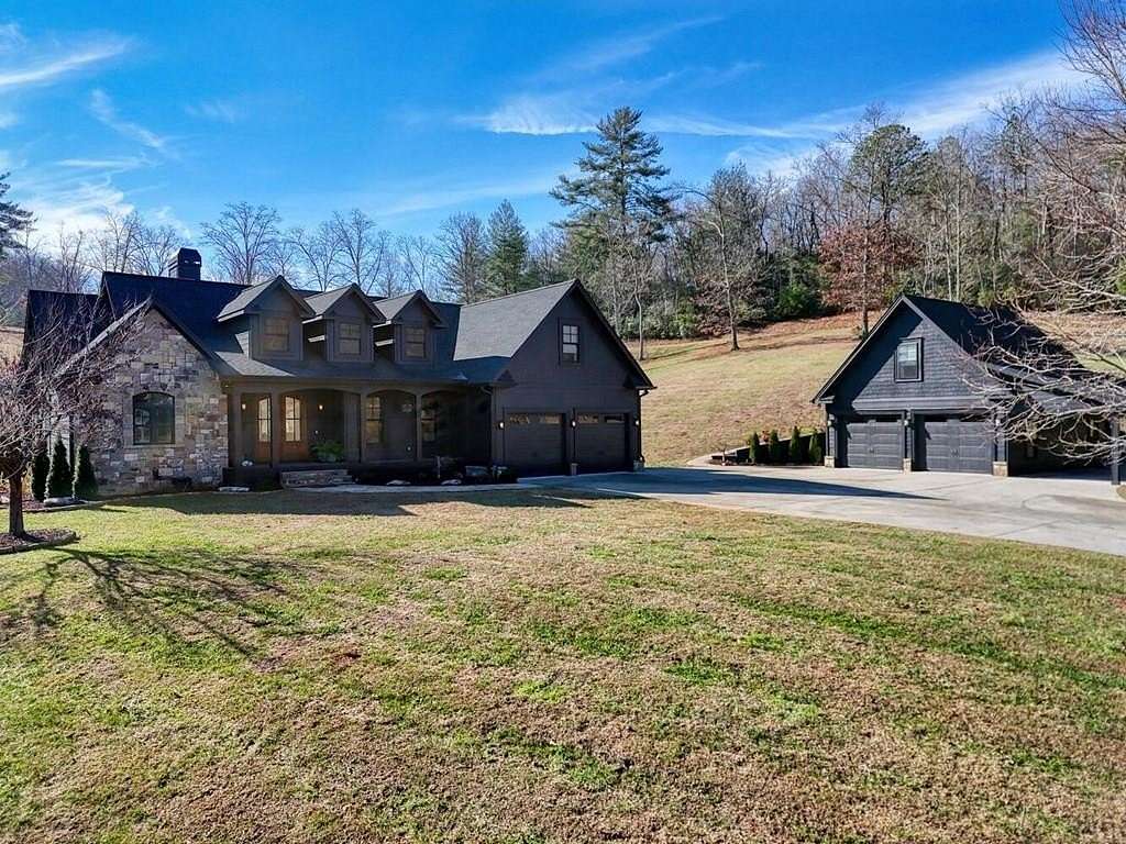 19.2 Acres of Land with Home for Sale in Hiawassee, Georgia