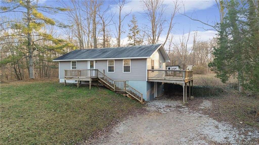 5.29 Acres of Residential Land with Home for Sale in Corydon, Indiana