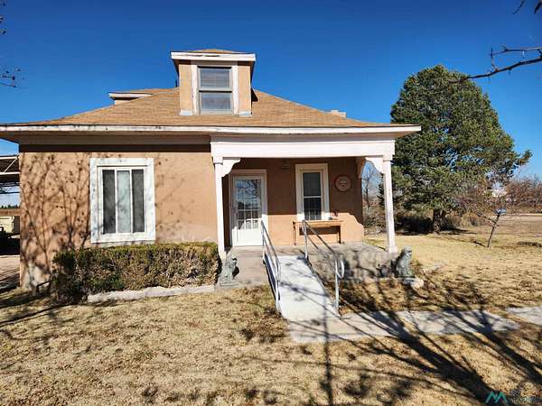 8 Acres of Land with Home for Sale in Roswell, New Mexico