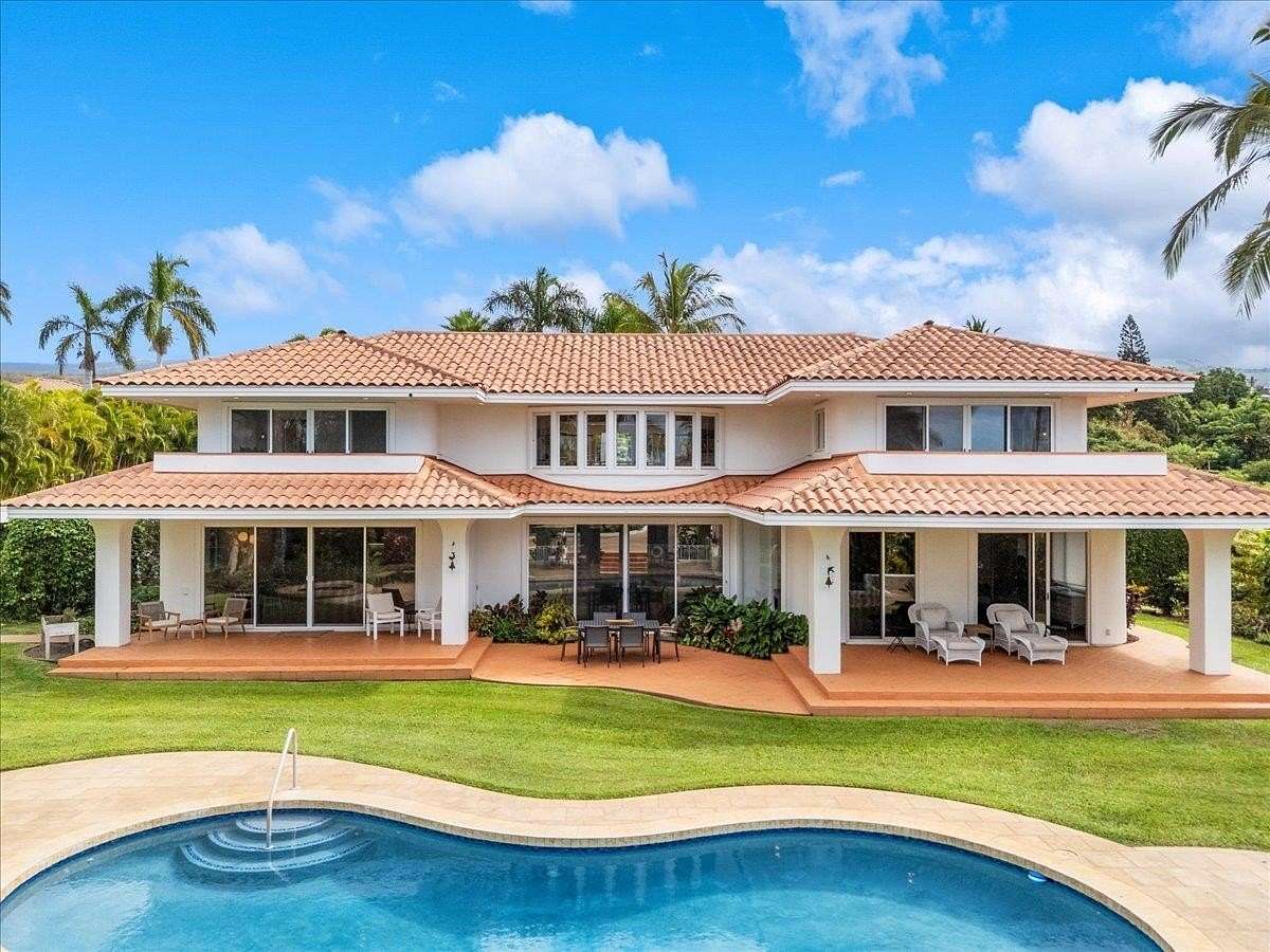2.12 Acres of Land with Home for Sale in Kihei, Hawaii