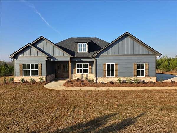 3.76 Acres of Land with Home for Sale in Salem, Alabama