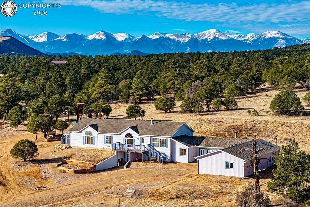10.4 Acres of Land with Home for Sale in Cotopaxi, Colorado