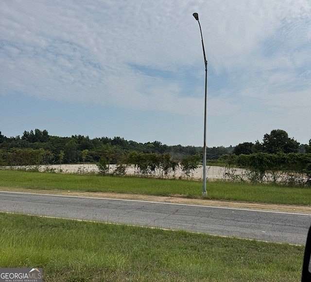 3.85 Acres of Commercial Land for Sale in Unadilla, Georgia