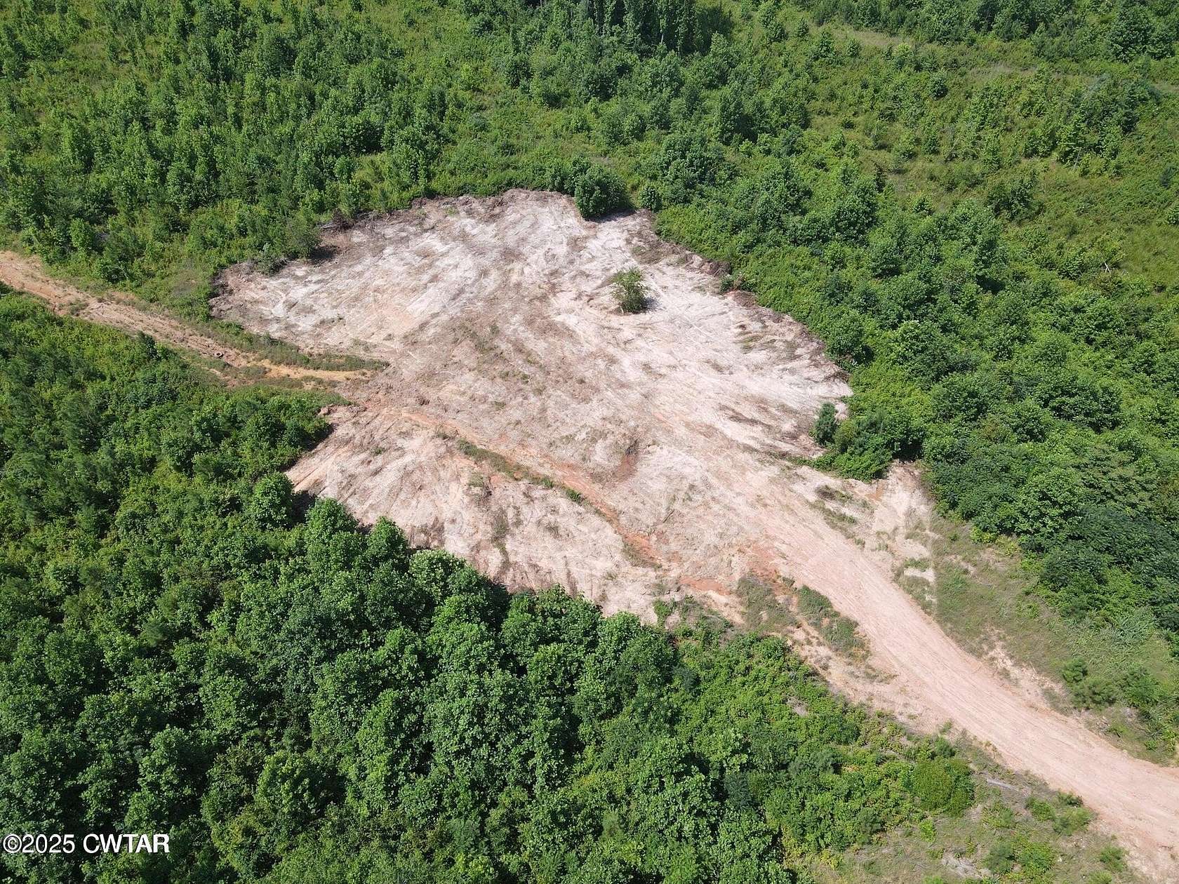 16.5 Acres of Land for Sale in Bath Springs, Tennessee