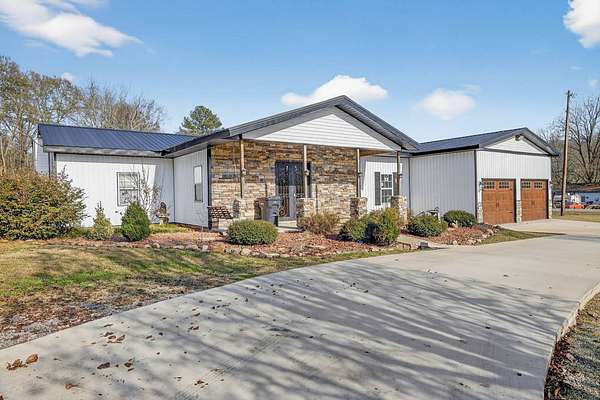 2 Acres of Residential Land with Home for Sale in Southside, Alabama