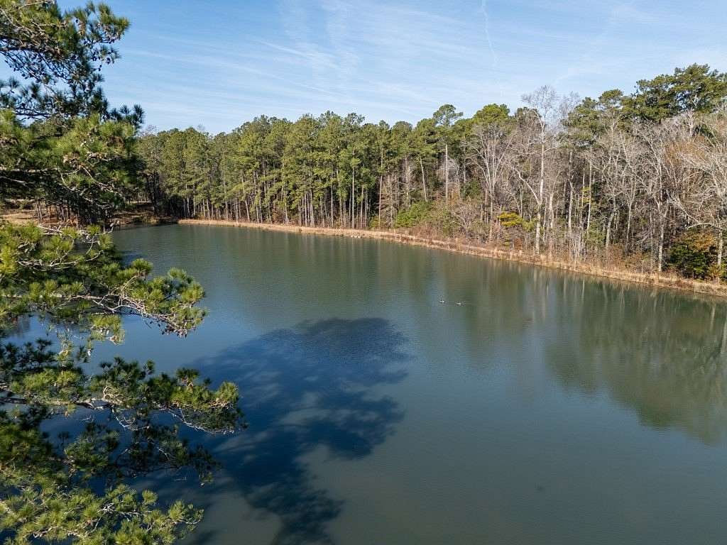 43.2 Acres of Land with Home for Sale in Thomasville, Georgia