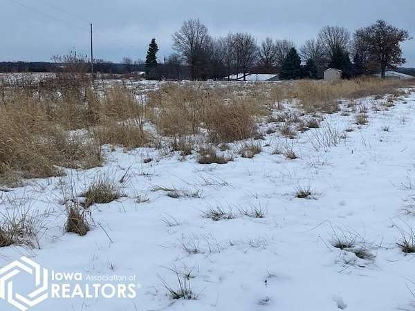 1 Acre of Land for Sale in Libertyville, Iowa