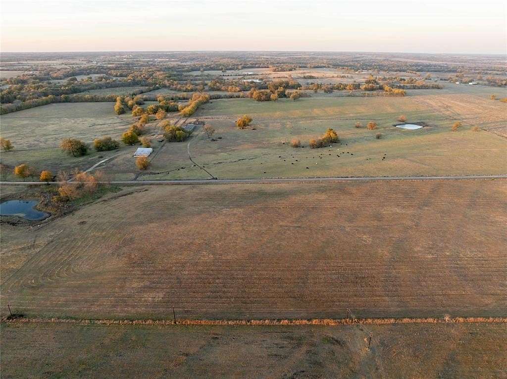 1.25 Acres of Residential Land for Sale in Pattonville, Texas