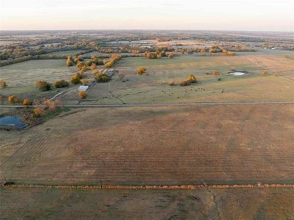 1.25 Acres of Residential Land for Sale in Pattonville, Texas