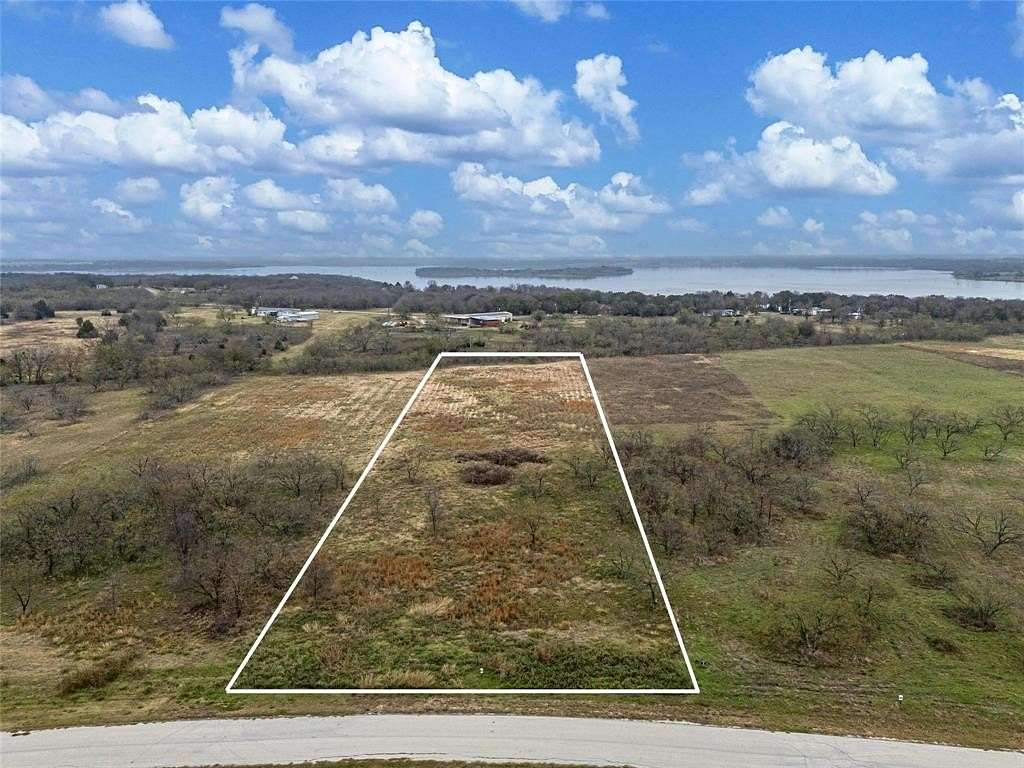 2.54 Acres of Land for Sale in Corsicana, Texas