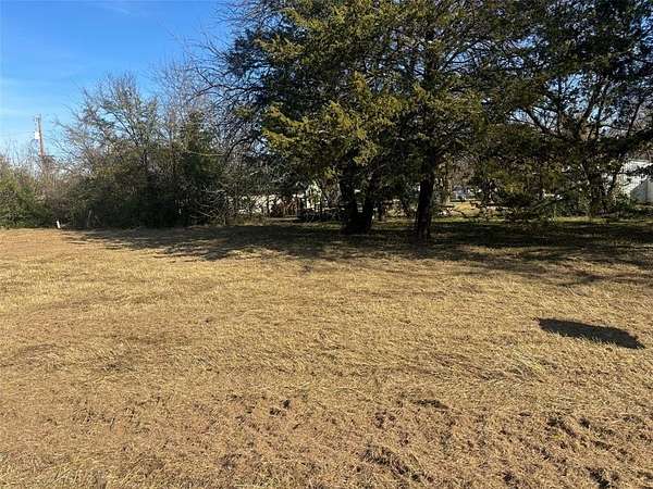 1.14 Acres of Land for Sale in Gordonville, Texas