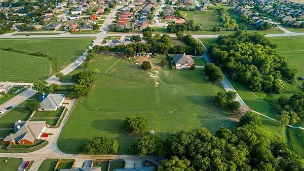 1 Acre of Residential Land for Sale in DeSoto, Texas
