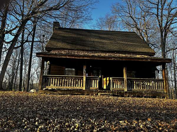 19.7 Acres of Land with Home for Sale in White Bluff, Tennessee