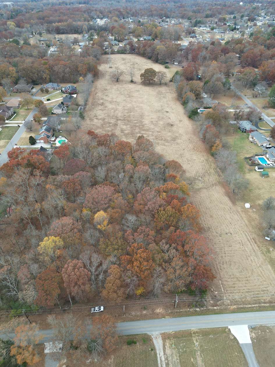 12.8 Acres of Land for Sale in Tullahoma, Tennessee