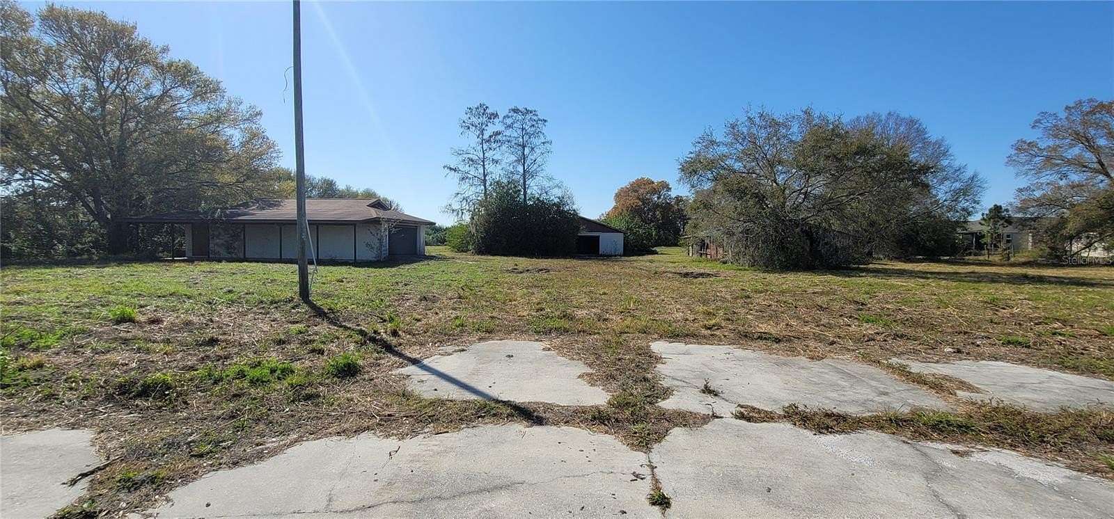 4.67 Acres of Commercial Land for Lease in Bradenton, Florida