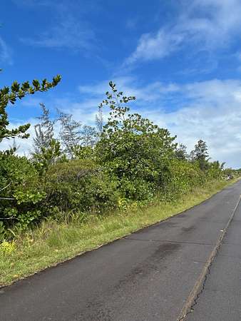 1 Acre of Land for Sale in Keaau, Hawaii