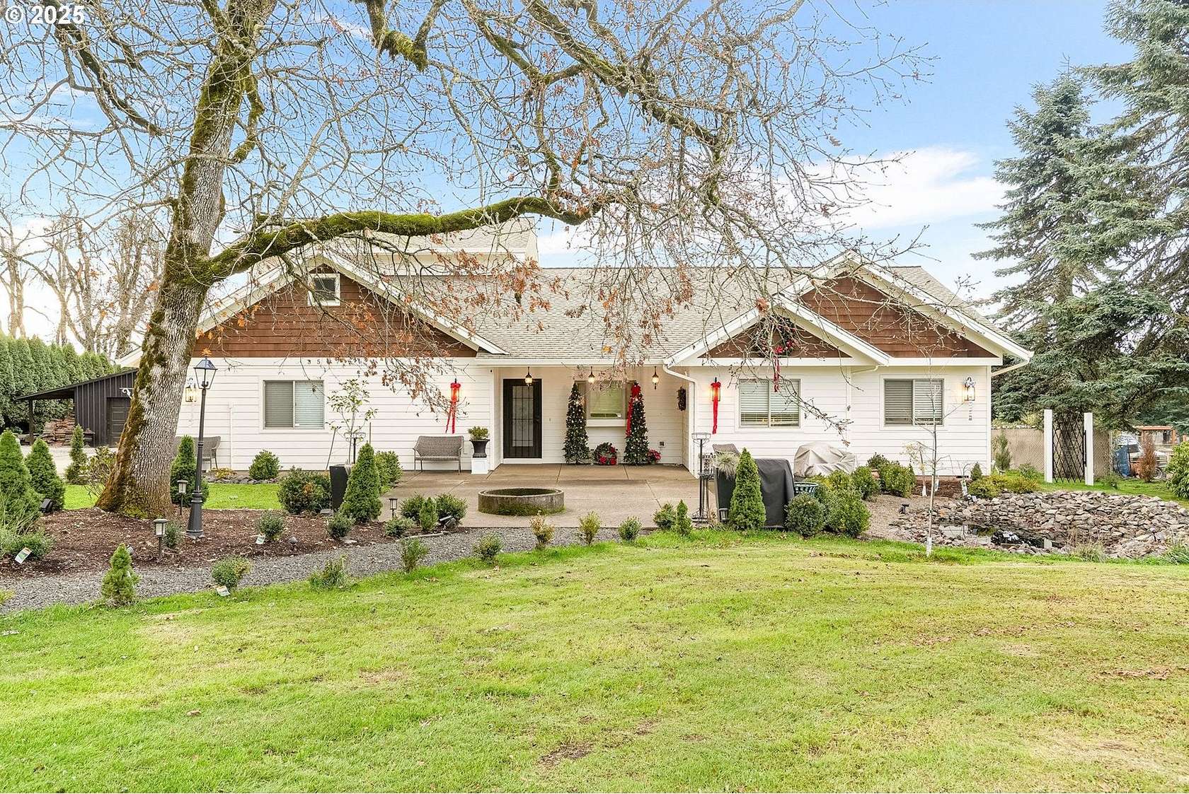 1.59 Acres of Residential Land with Home for Sale in Silverton, Oregon