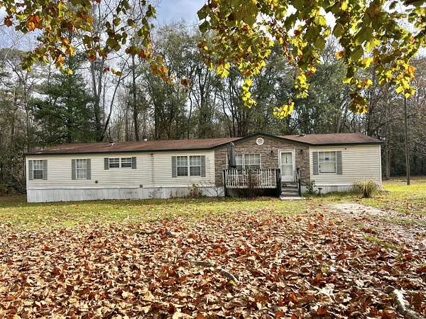 3.72 Acres of Residential Land with Home for Sale in Sumter, South Carolina