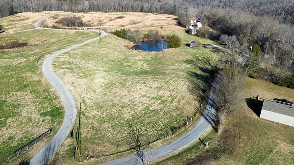 5 Acres of Land for Sale in Smithville, Tennessee