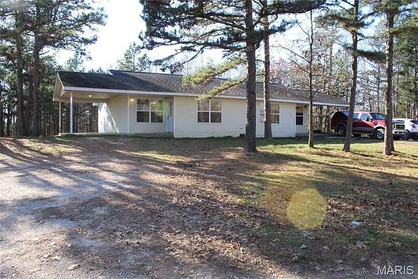 2.7 Acres of Improved Residential Land for Sale in Poplar Bluff, Missouri