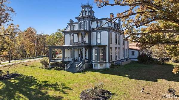 36 Acres of Improved Land for Sale in Hannibal, Missouri