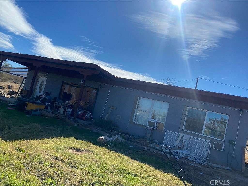 2.5 Acres of Residential Land with Home for Sale in Apple Valley, California