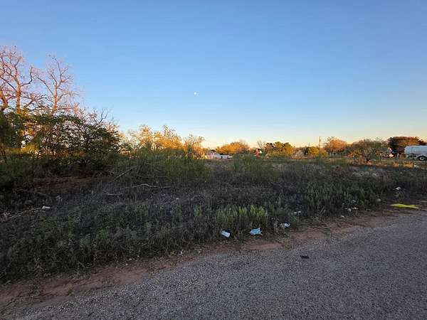 0.17 Acres of Residential Land for Sale in Sweetwater, Texas