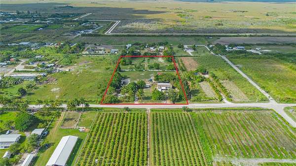 4.55 Acres of Residential Land with Home for Sale in Miami, Florida