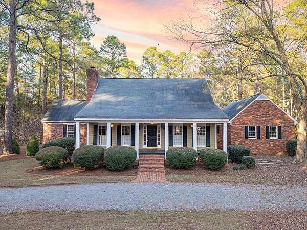 3.22 Acres of Residential Land with Home for Sale in Albany, Georgia