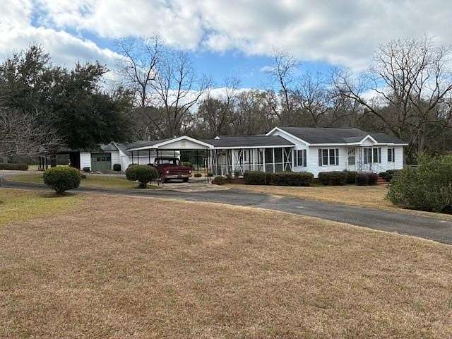 4.2 Acres of Residential Land with Home for Sale in Milledgeville, Georgia