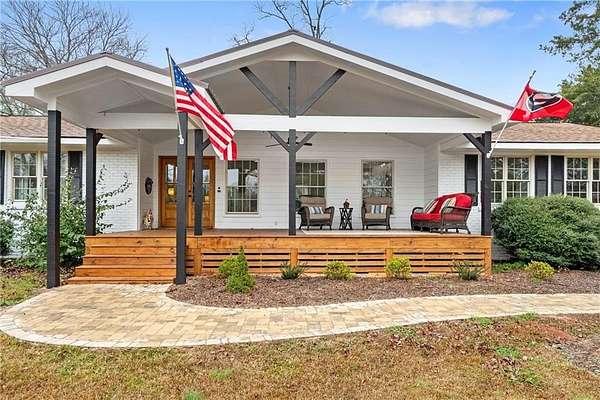 4.75 Acres of Residential Land with Home for Sale in Athens, Georgia