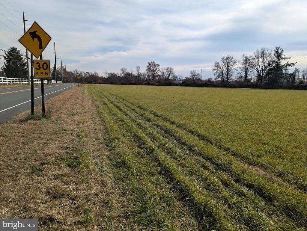 8.84 Acres of Commercial Land for Sale in Allentown, New Jersey