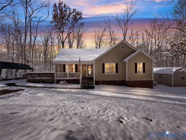 2 Acres of Residential Land with Home for Sale in Powhatan, Virginia