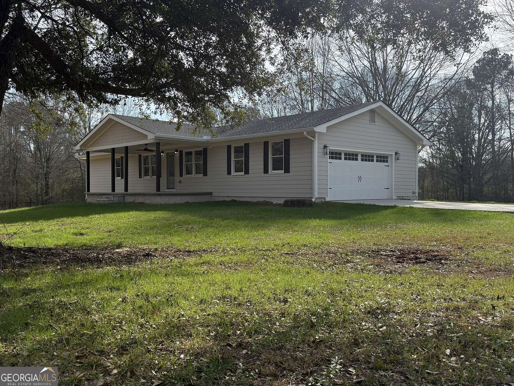 4.24 Acres of Residential Land with Home for Sale in Statham, Georgia