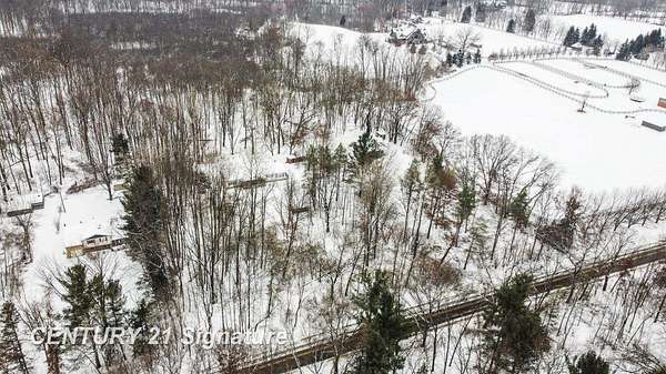 20.5 Acres of Improved Land for Sale in Hartland Township, Michigan