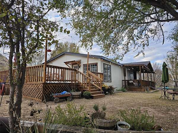 11 Acres of Land with Home for Lease in Slaton, Texas