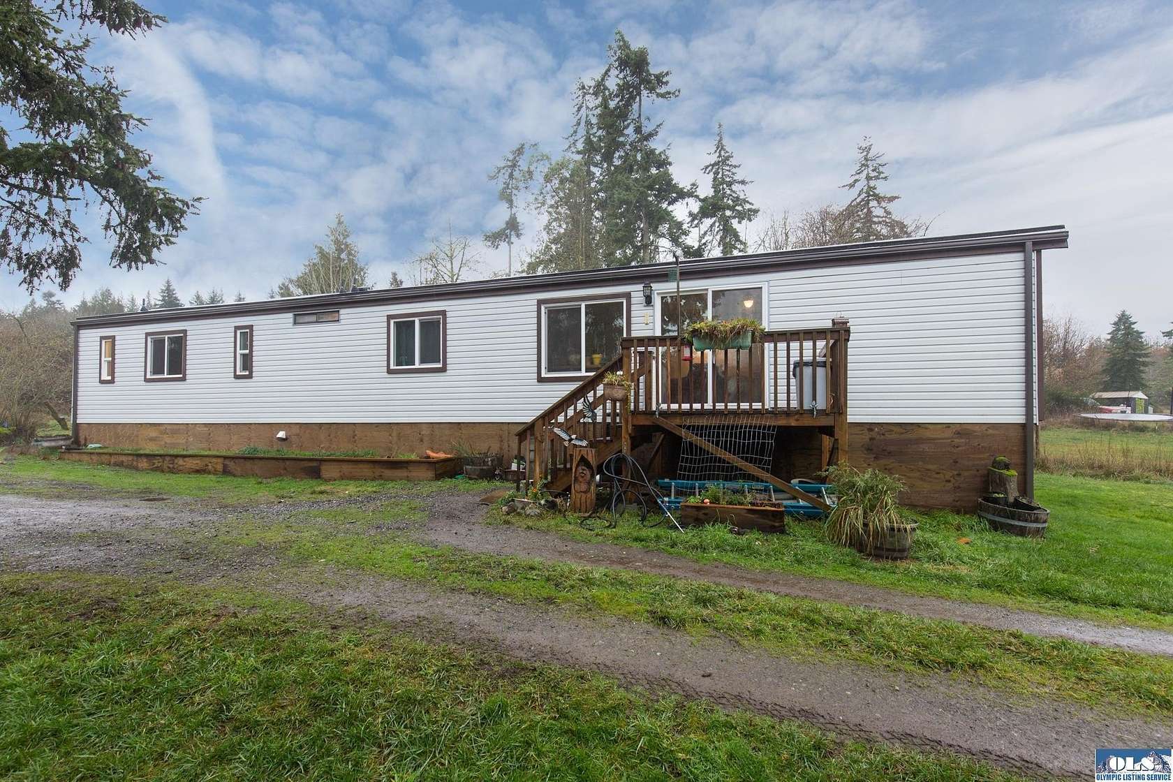 1.9 Acres of Land with Home for Sale in Port Angeles, Washington